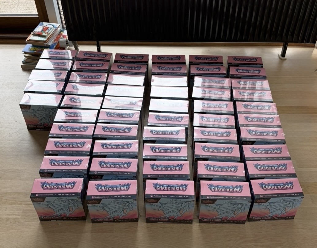 Mange Pokémon Chaos Rising-bokse